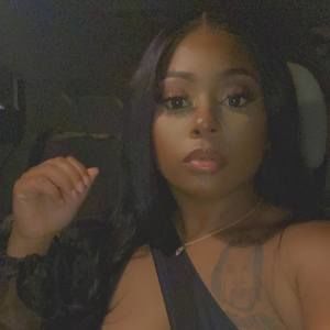 Meet your Posher, Latisha